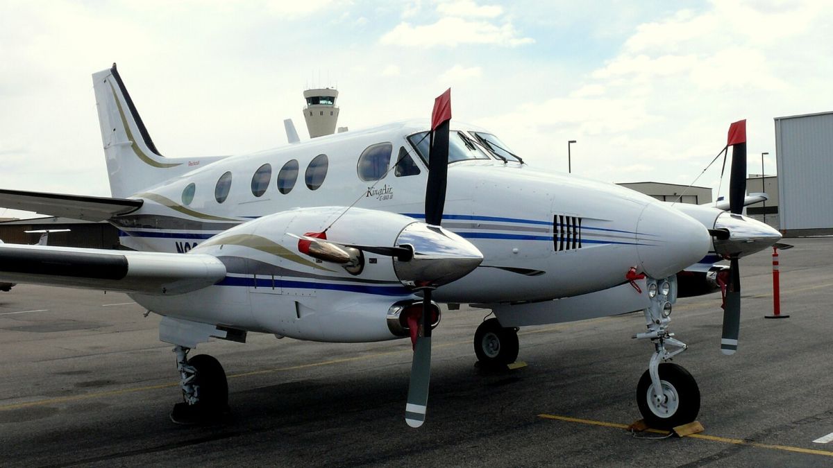 A Beechcraft King Air By Avitya at English Wikipedia - Transferred from en.wikipedia to Commons by Common Good using CommonsHelper., Public Domain, https://commons.wikimedia.org/w/index.php?curid=7504731