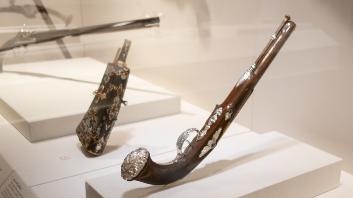 Antique pistol and powder horn