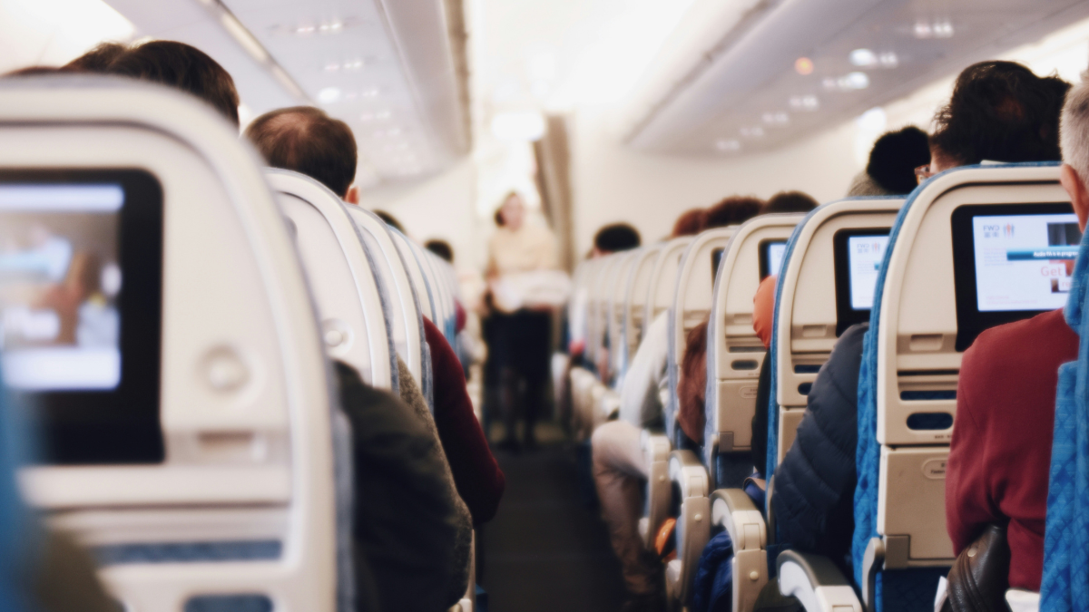 ‘I didn't know the message of Jesus Christ was unsafe': Evangelist kicked off Alaska Airlines flight after preaching during delay