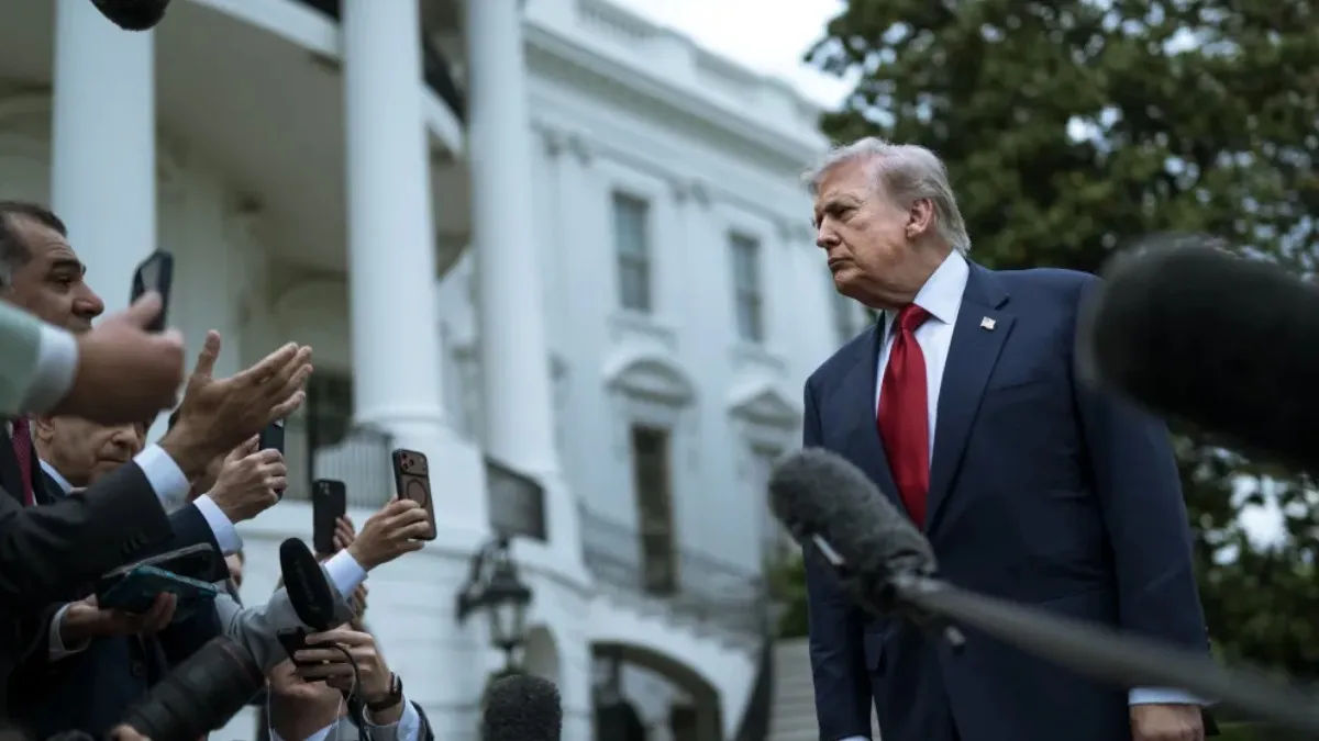 Trump doubles down on $5K dividend pledge if Republicans win midterms, says 'we'd go into depression' if Democrats win