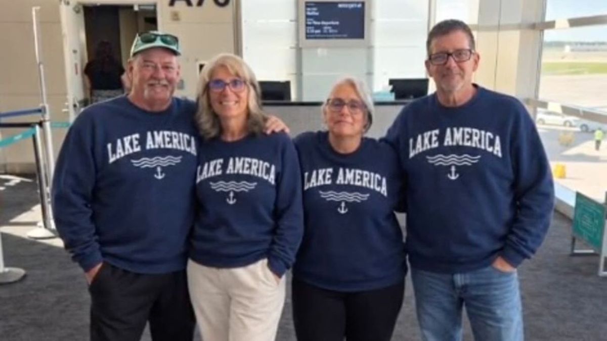Lake America sweatshirts