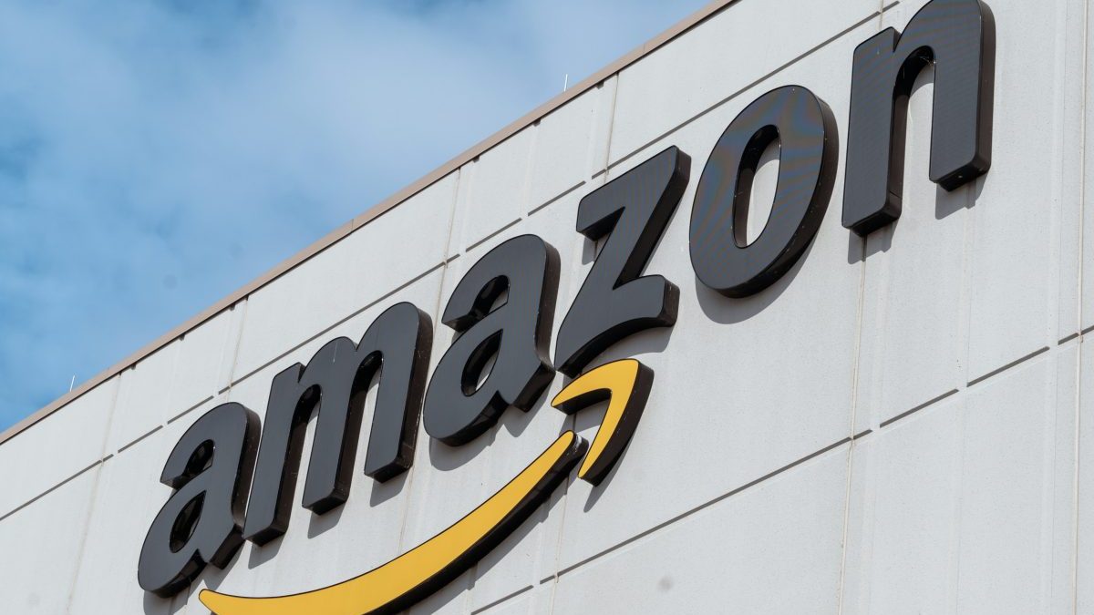 Lawsuit filed against Amazon, company accused of allegedly firing pregnant workers, denying employees chairs and bathroom breaks