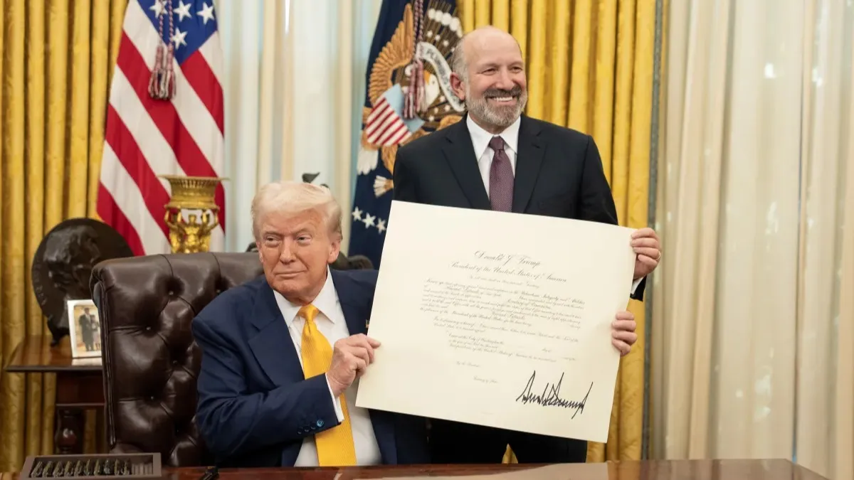 Howard Lutnick says the $5,000 Trump Dividend will come 'not from taxpayer money,' but the Trump Platinum Card which hasn't launched yet