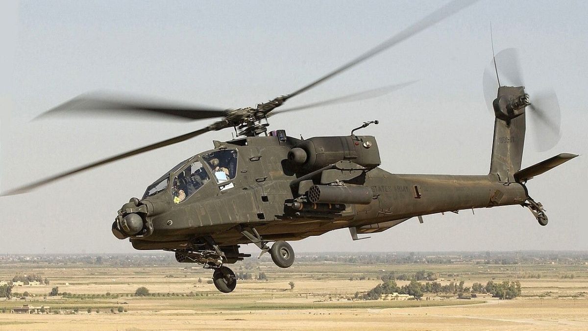 An AH-64D Apache Longbow helicopter from 1st Battalion, 101st Aviation Regiment, based at Forward Operating Base Speicher, Iraq.